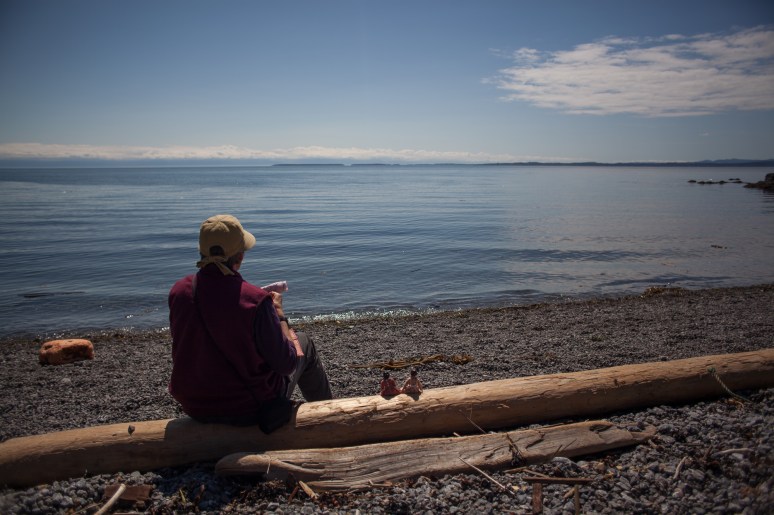 Gazing toward Quimperland