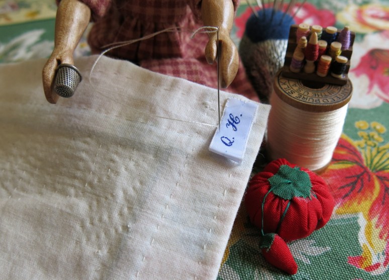 Quimper Hitty Official Label