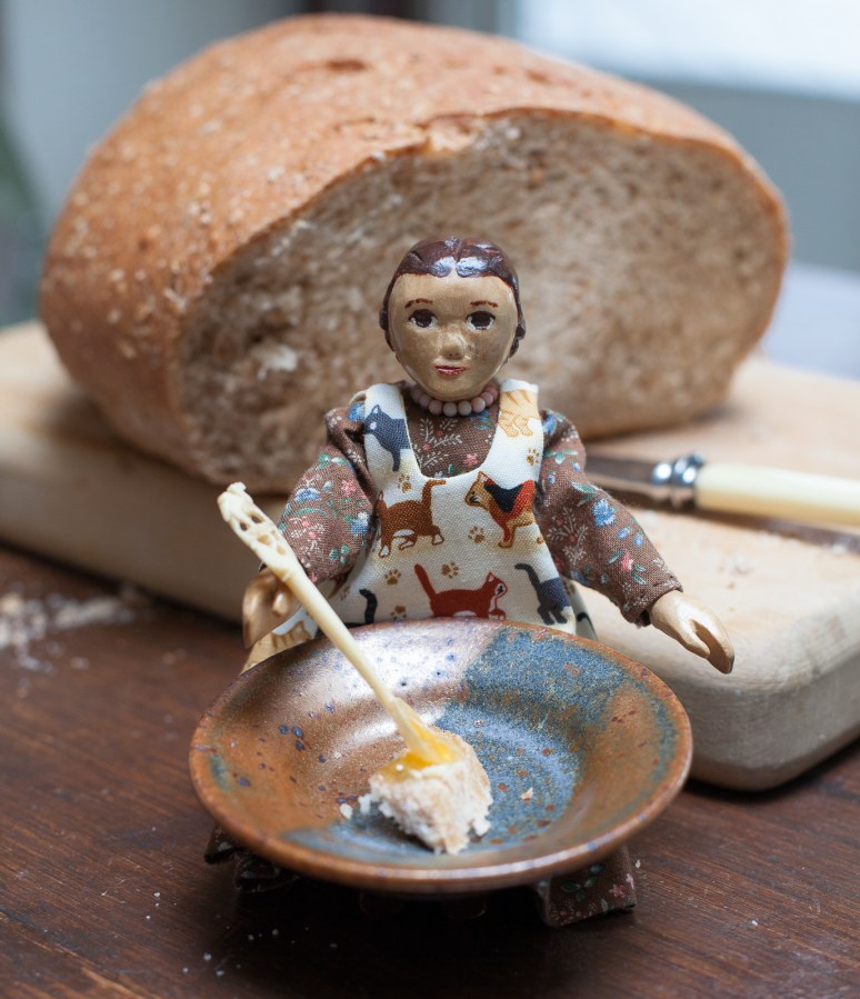 Marmalade is tasty when it's very thinly spread