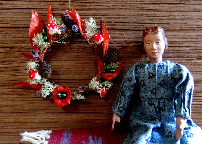 A Hitty-sized fall wreqth