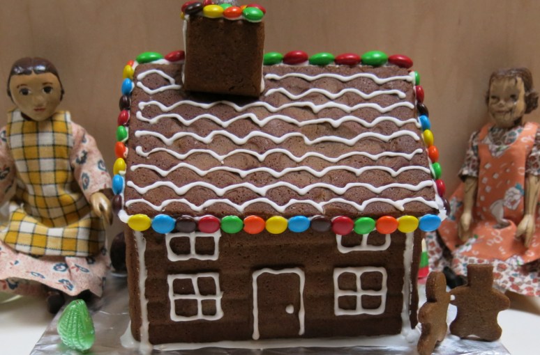 Gingerbread log cabin