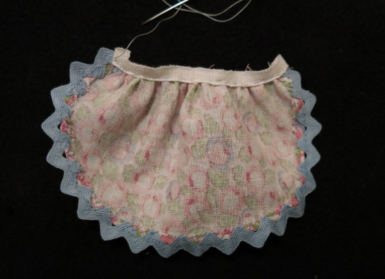 Stitching the Waistband lining