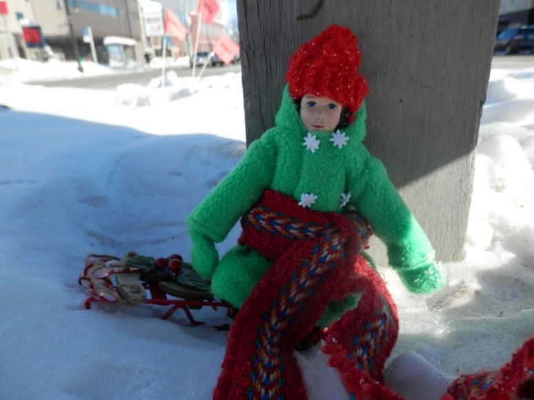 Ceinture Fleche  et touque rouge