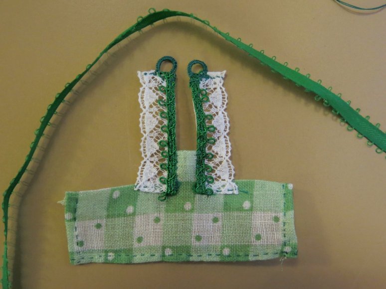 lace and ribbon shoulder straps