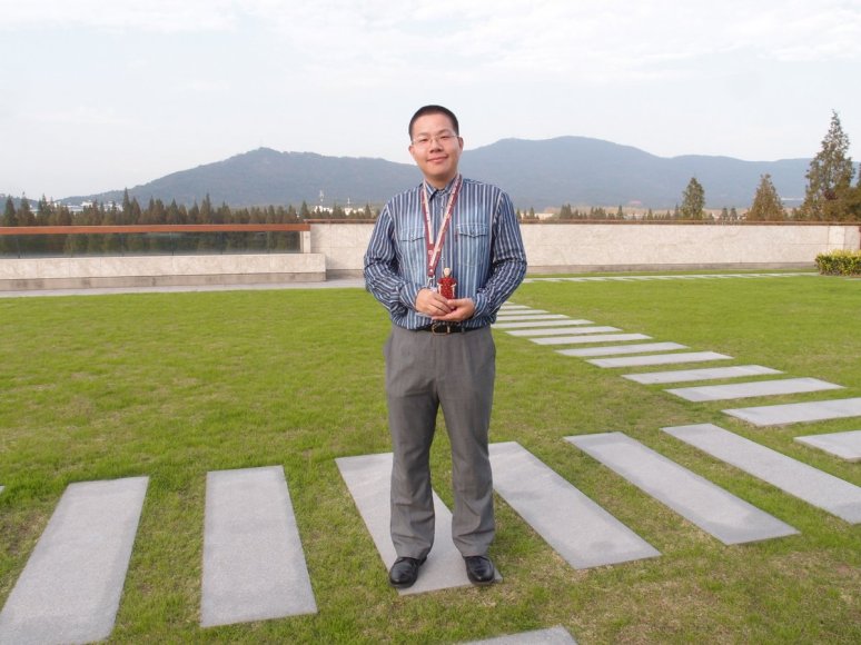 Tansy's Translator, Mr Ge Chung 