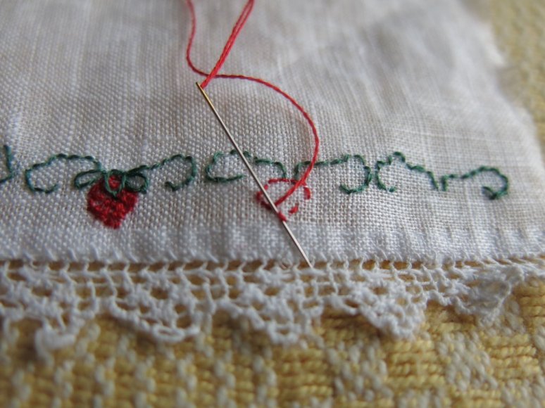 Outline and Lattice Couching