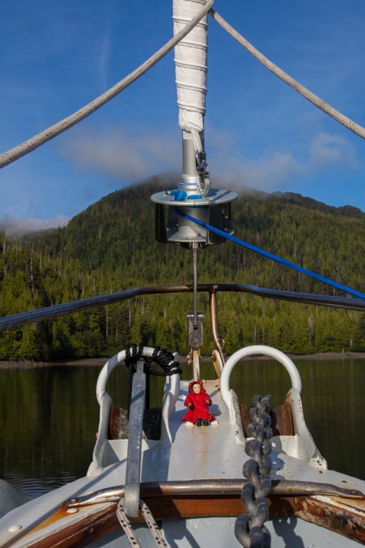 Tansy admires the anchor chain